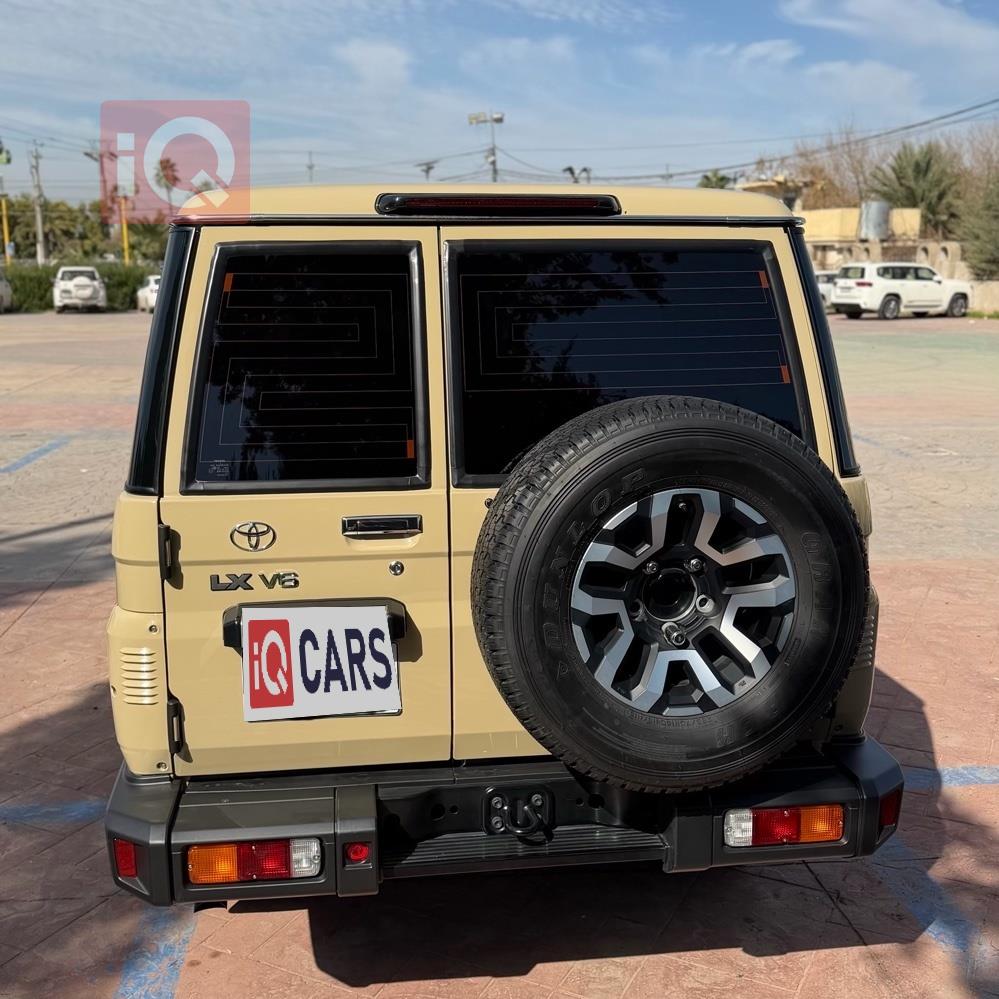 تويوتا لاند كروزر 70